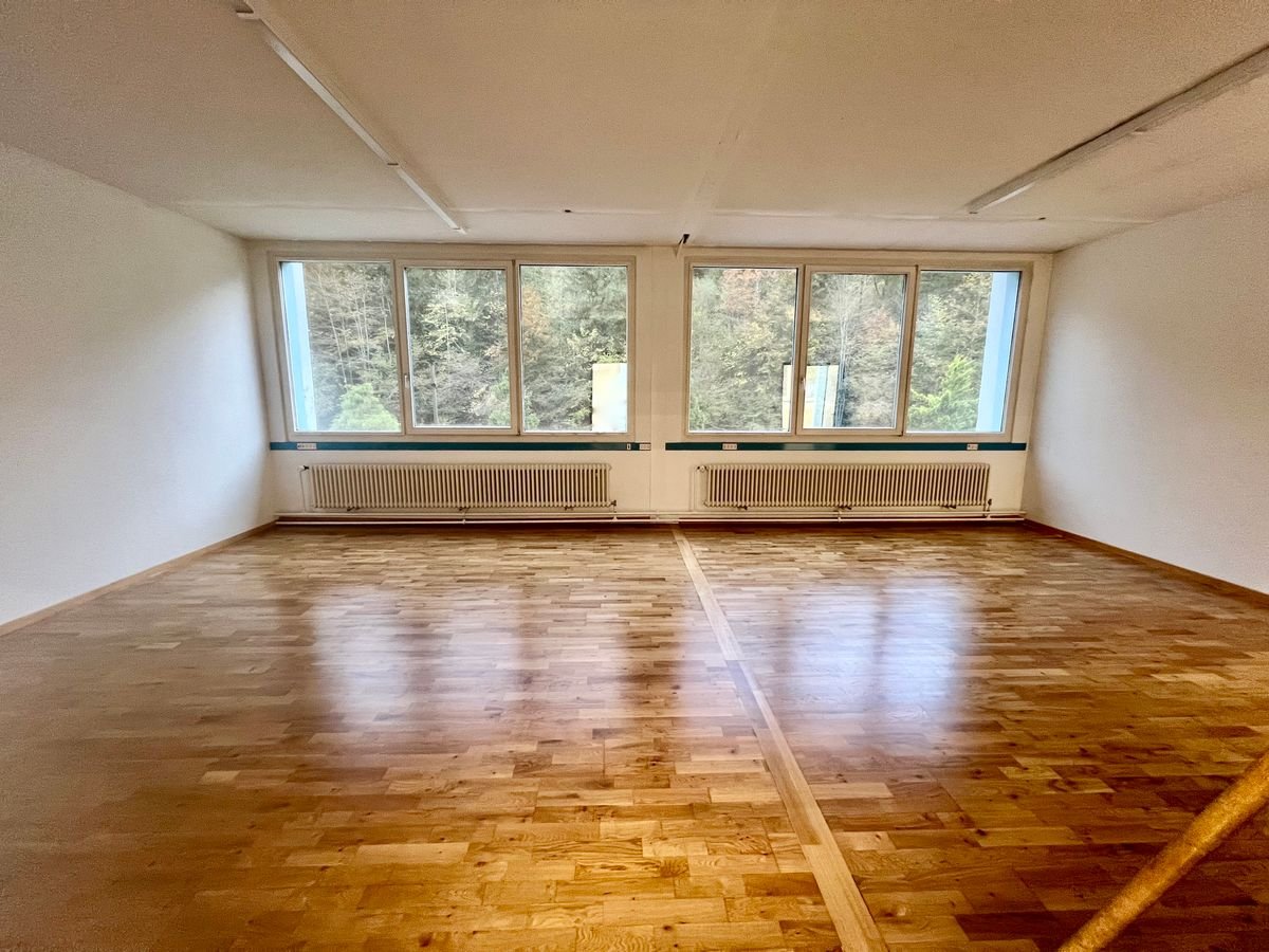 Atelier de 240m², photo 5 sur 5