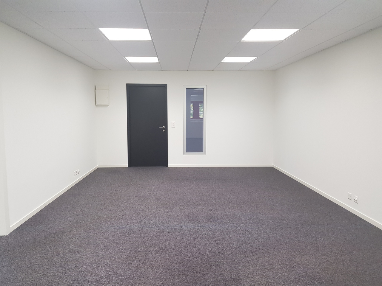 138m² office