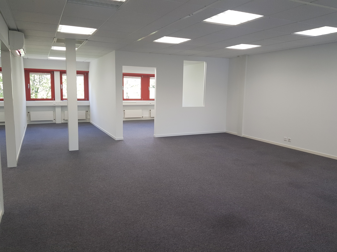 138m² office
