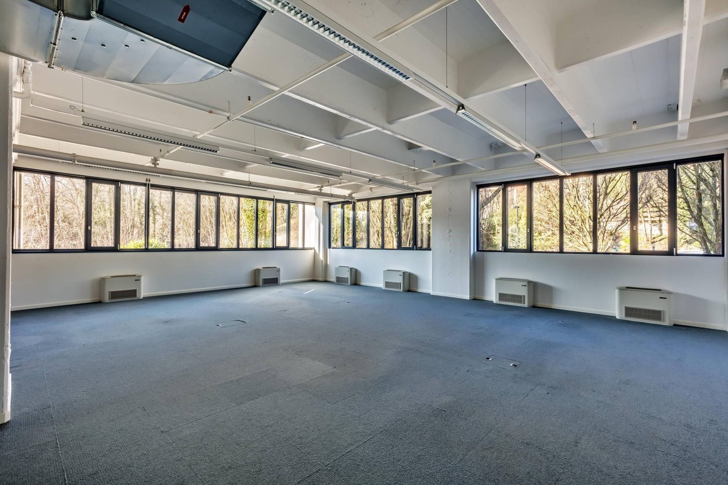 6100m² Büro, Foto 3 von 9
