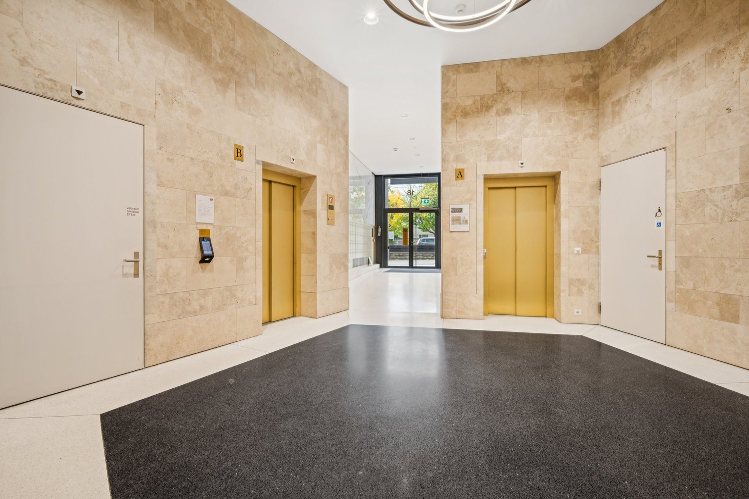 127m² commerciale