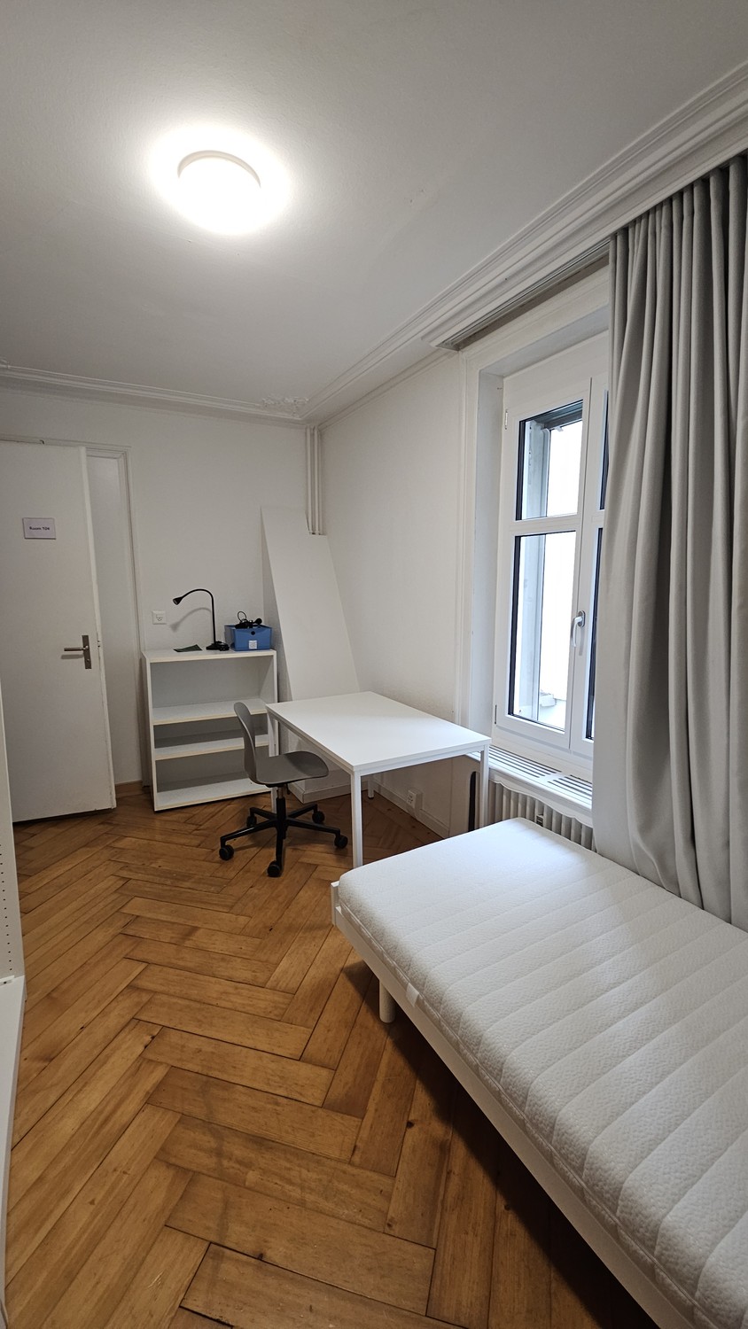 Chambre dans un appartement partagé