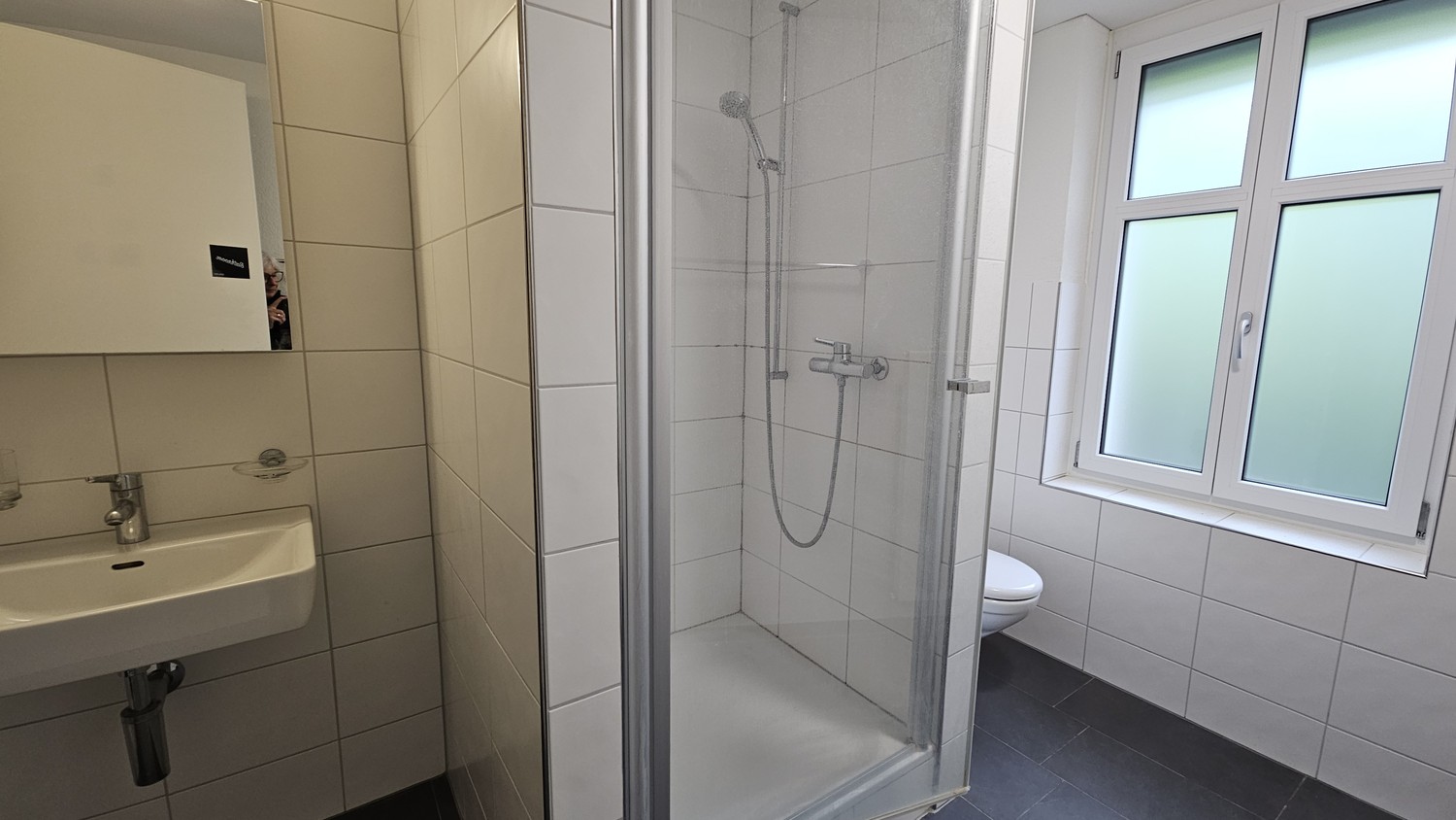 Chambre dans un appartement partagé
