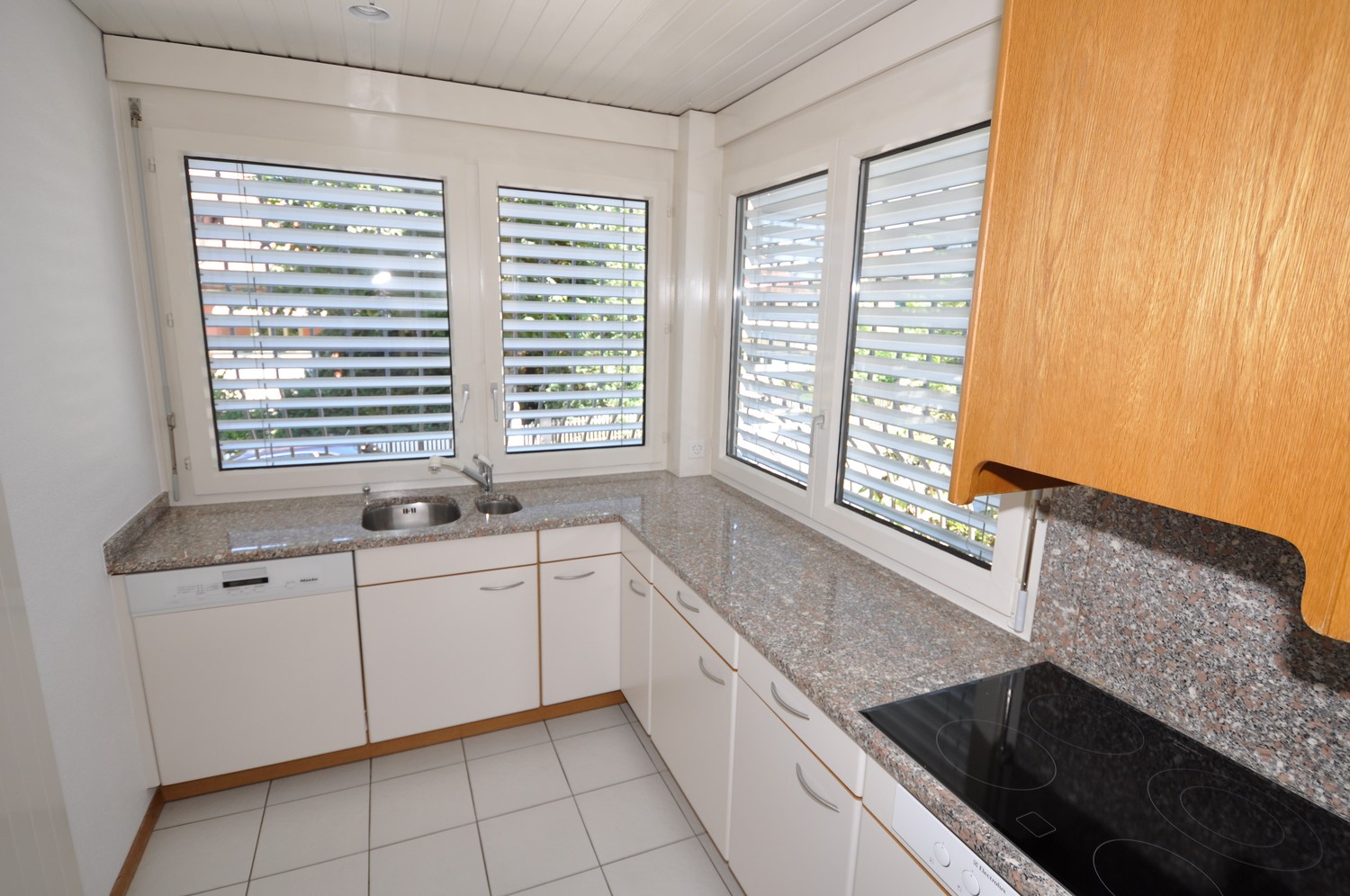 5 rooms single house