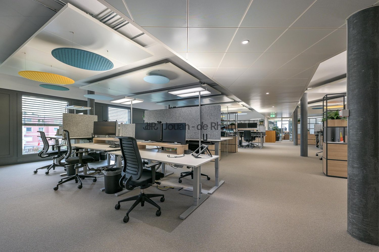 687m² office, photo 6 of 10