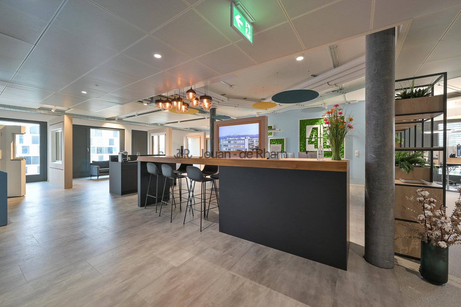 687m² office, photo 8 of 10
