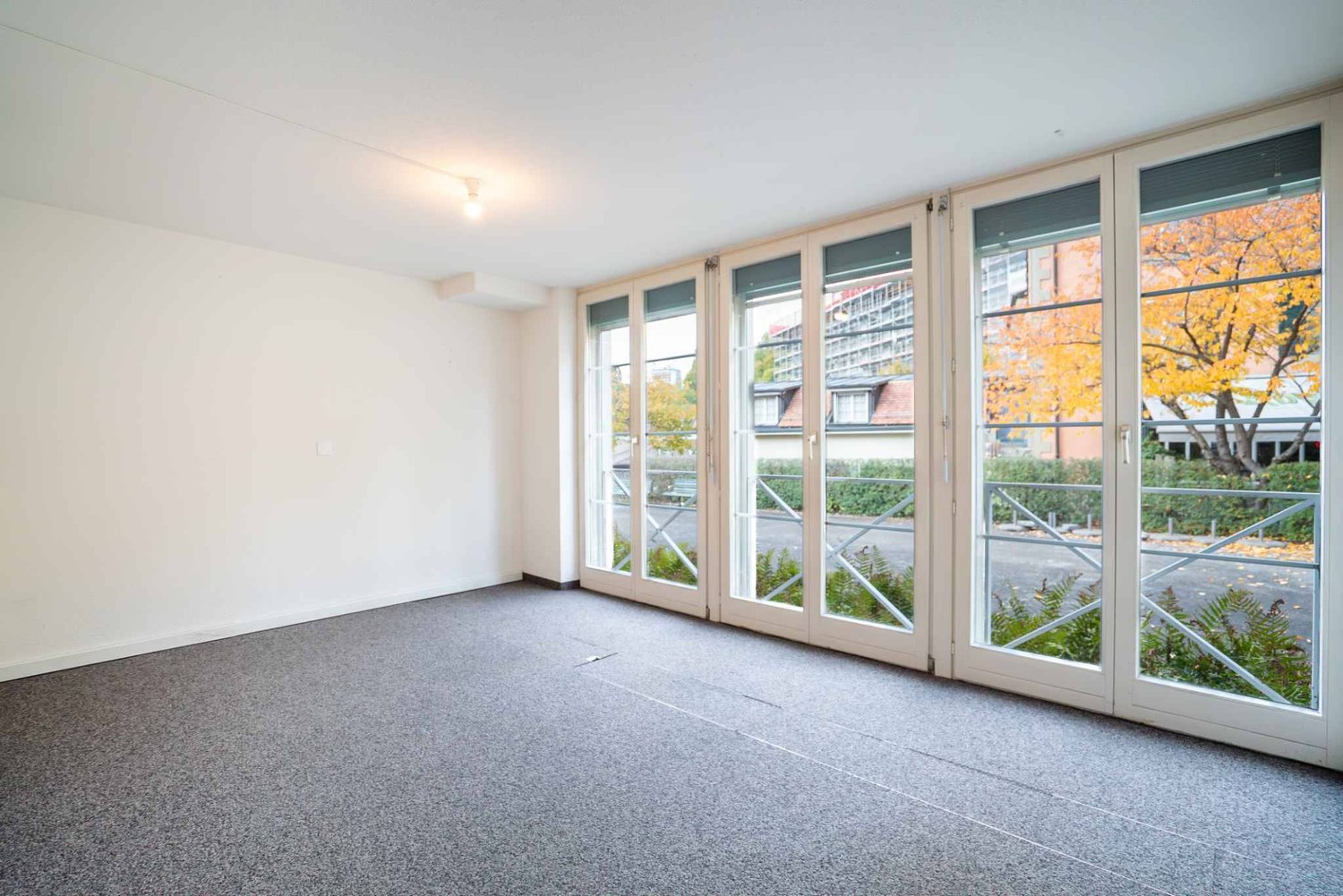 217m² Büro, Foto 1 von 10