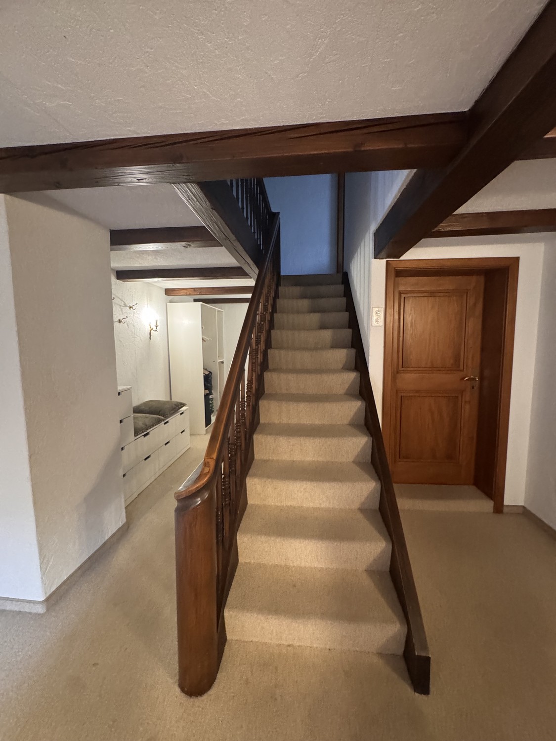 8 ½ rooms single house