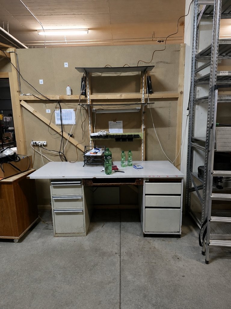 65m² storage room