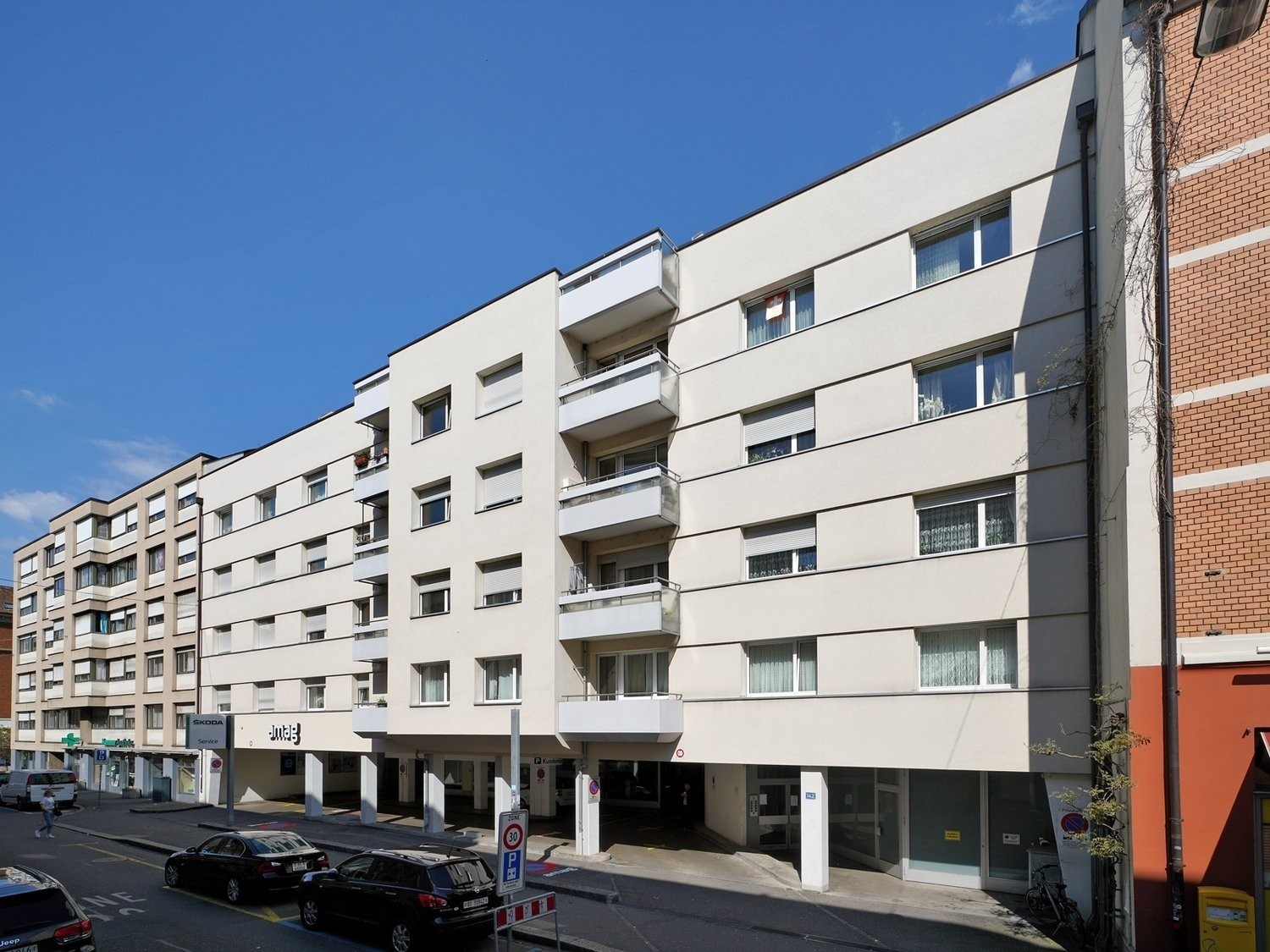 negozio di 165m²