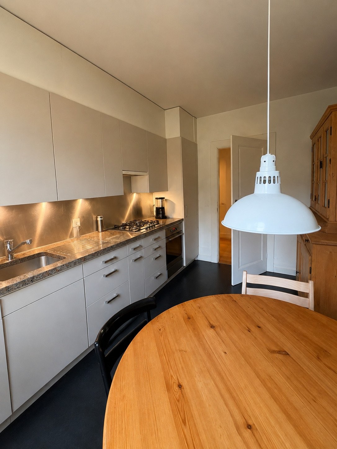 5 ½ rooms furnished flat, Foto 3 von 10