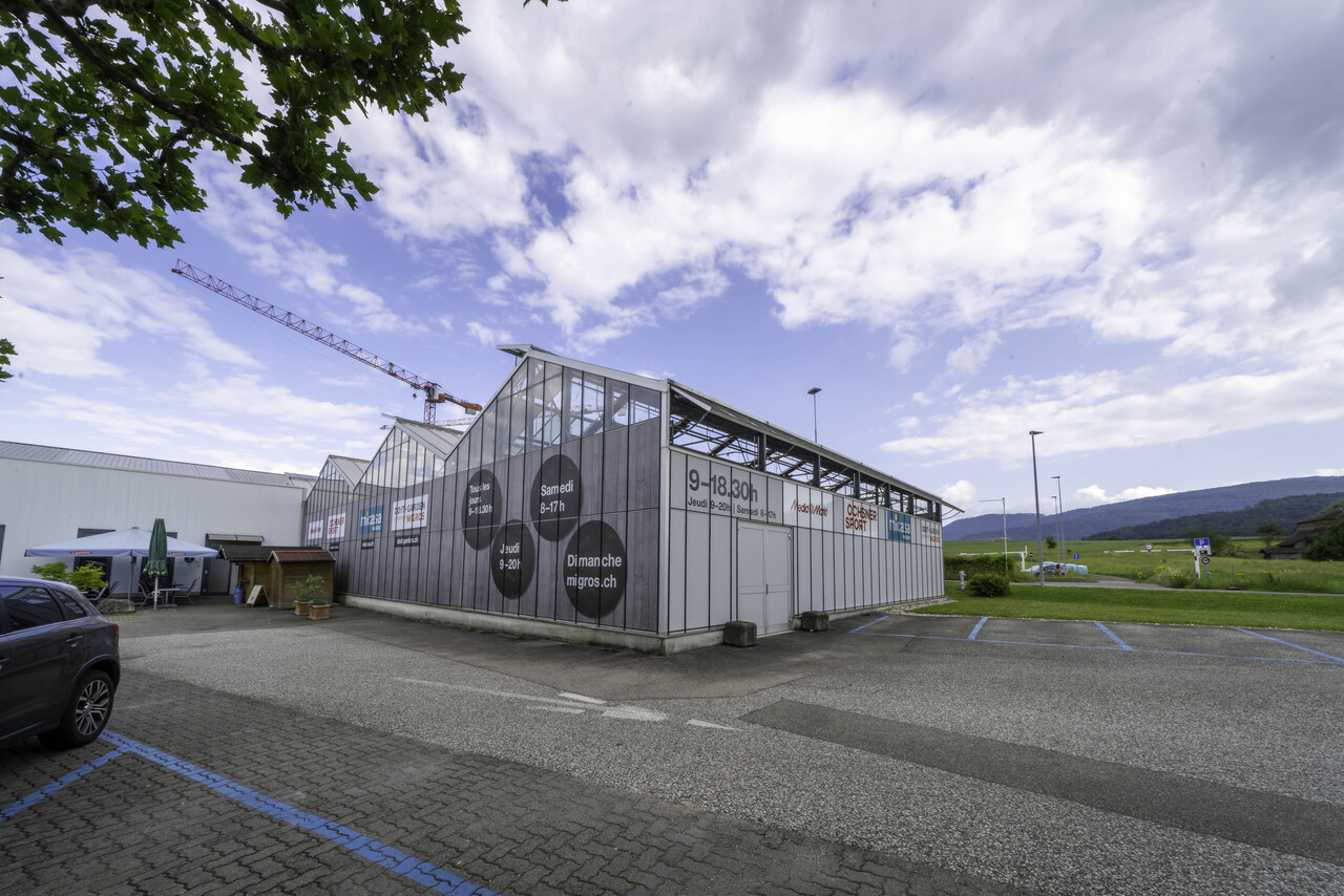 2500m² shop, Foto 3 von 10