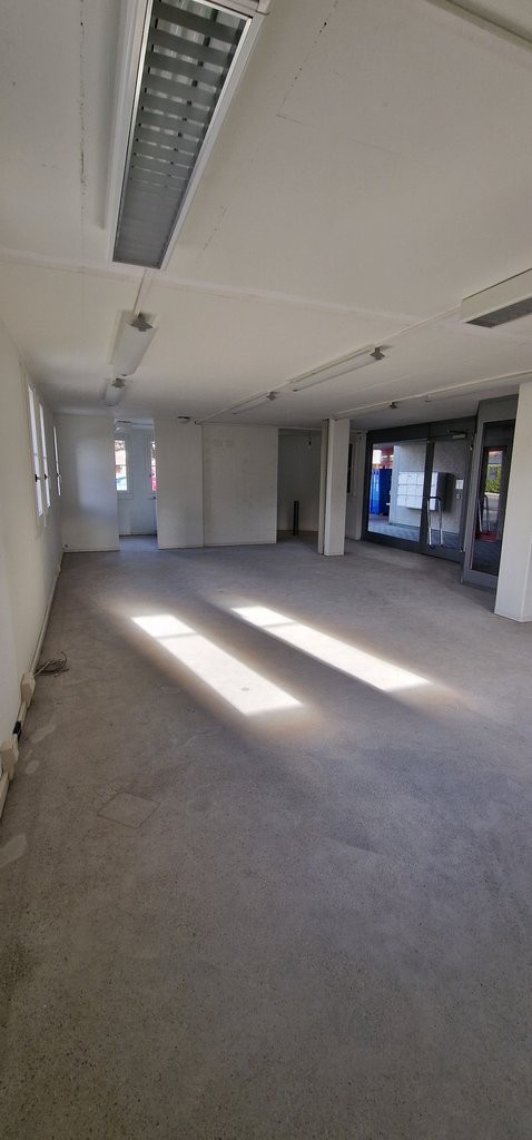 68m² shop, Foto 6 von 8