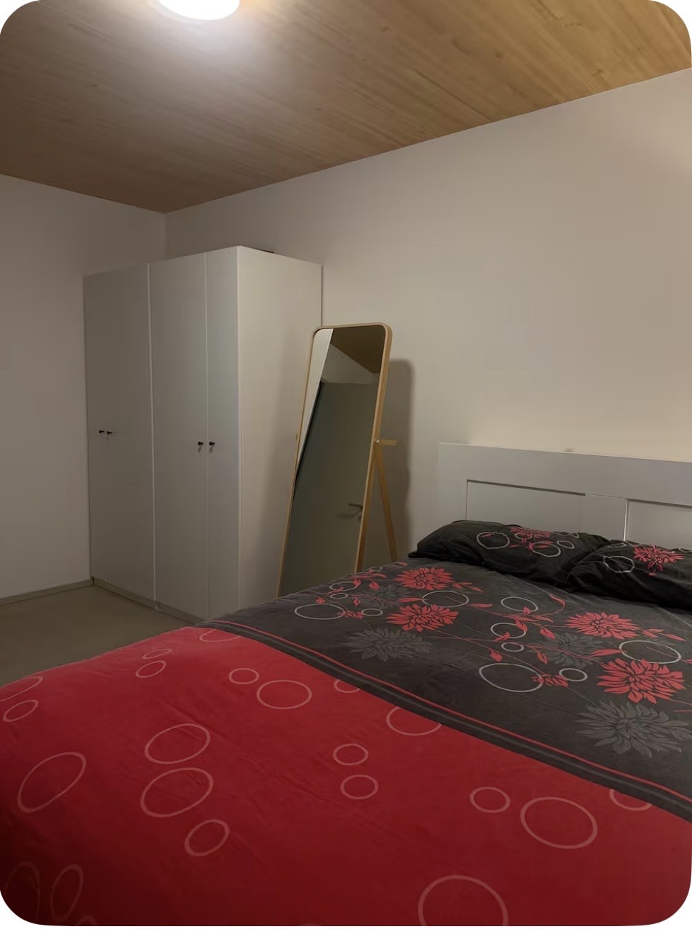 Room in a shared flat, Foto 3 von 3