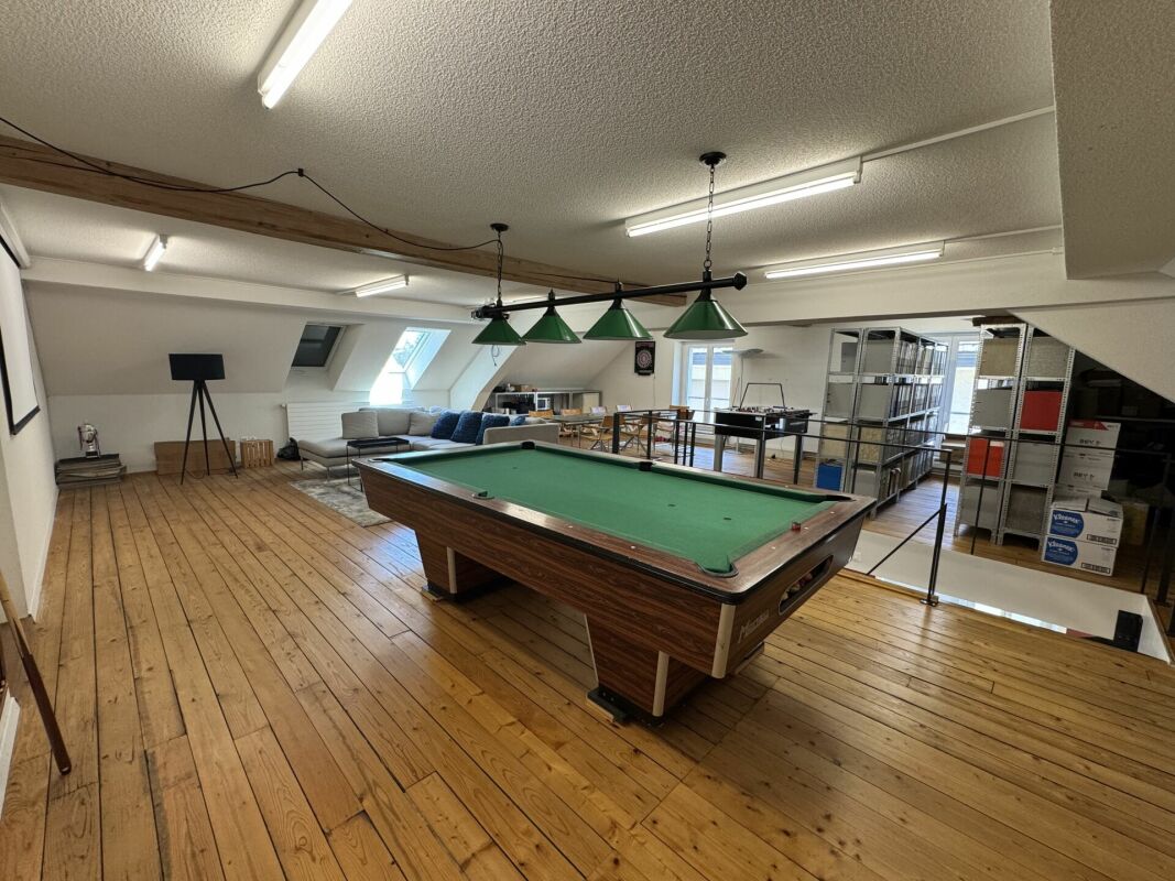 410m² commercial