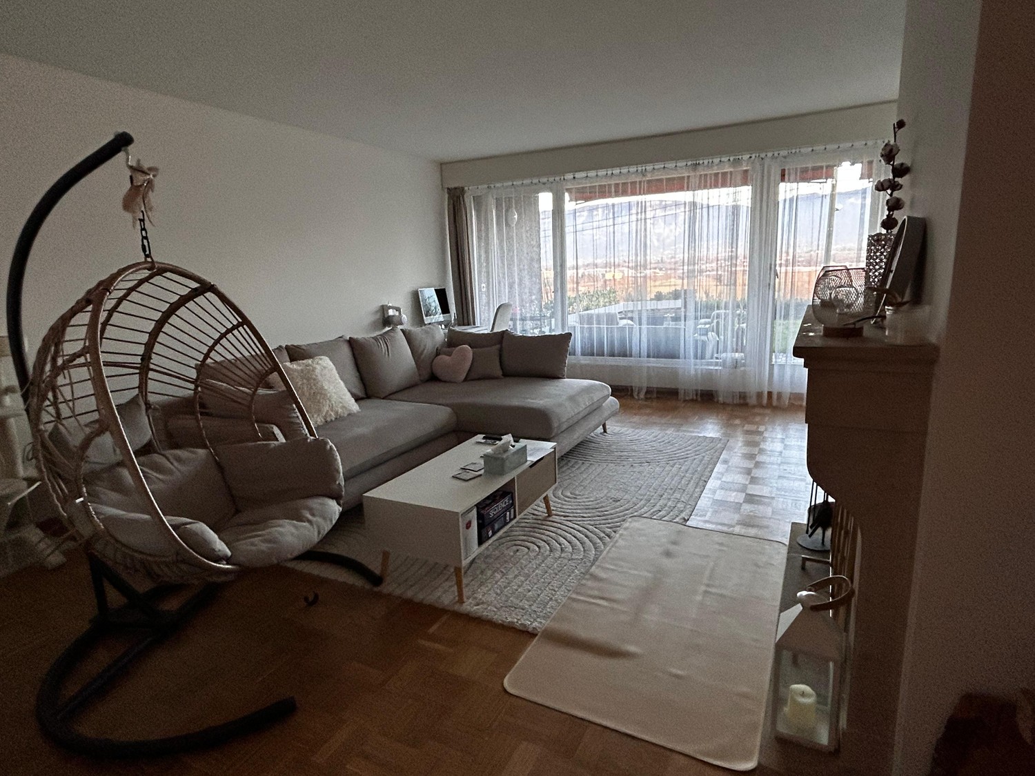 5 rooms apartment