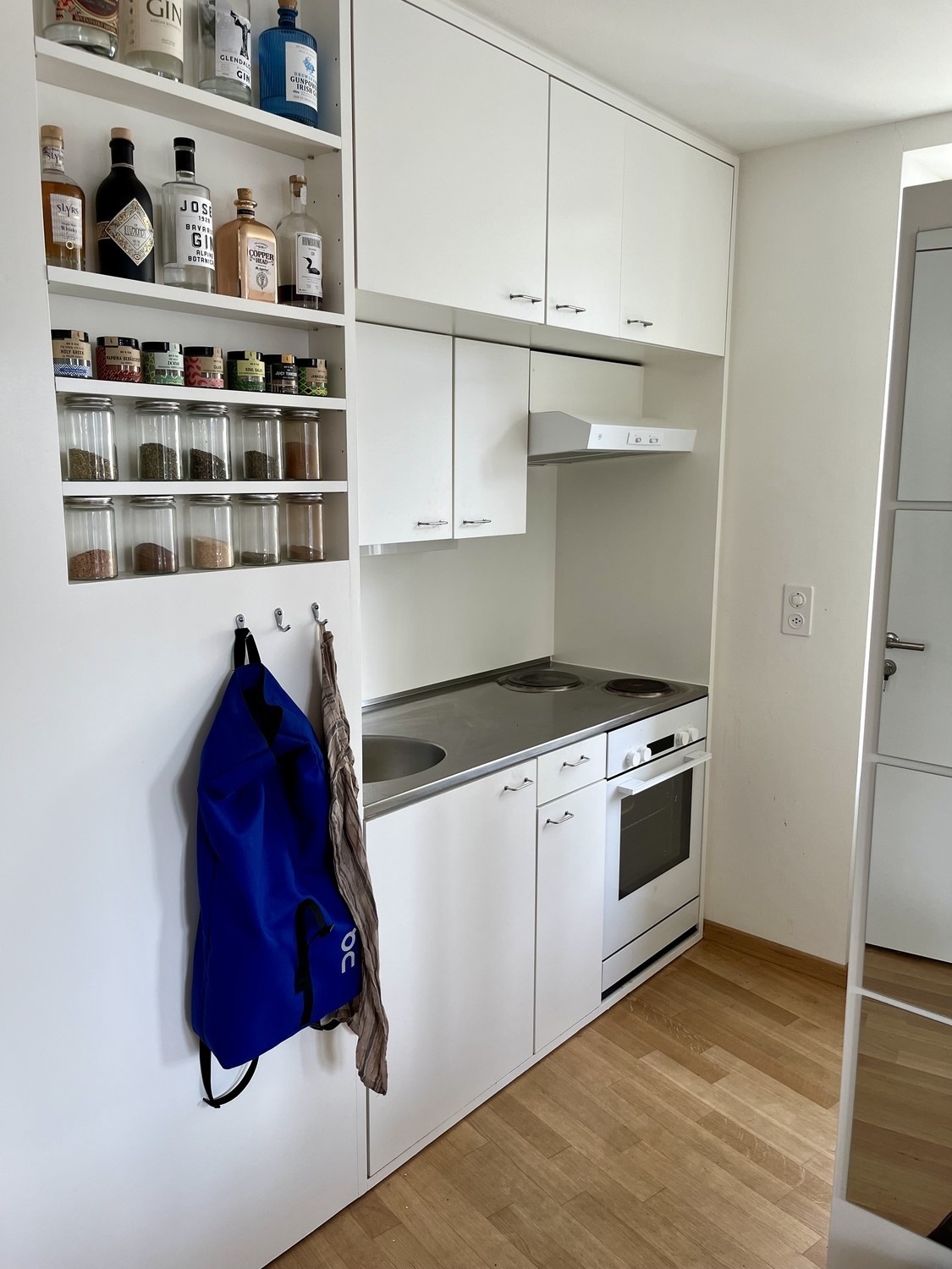 1 room apartment, Foto 6 von 6
