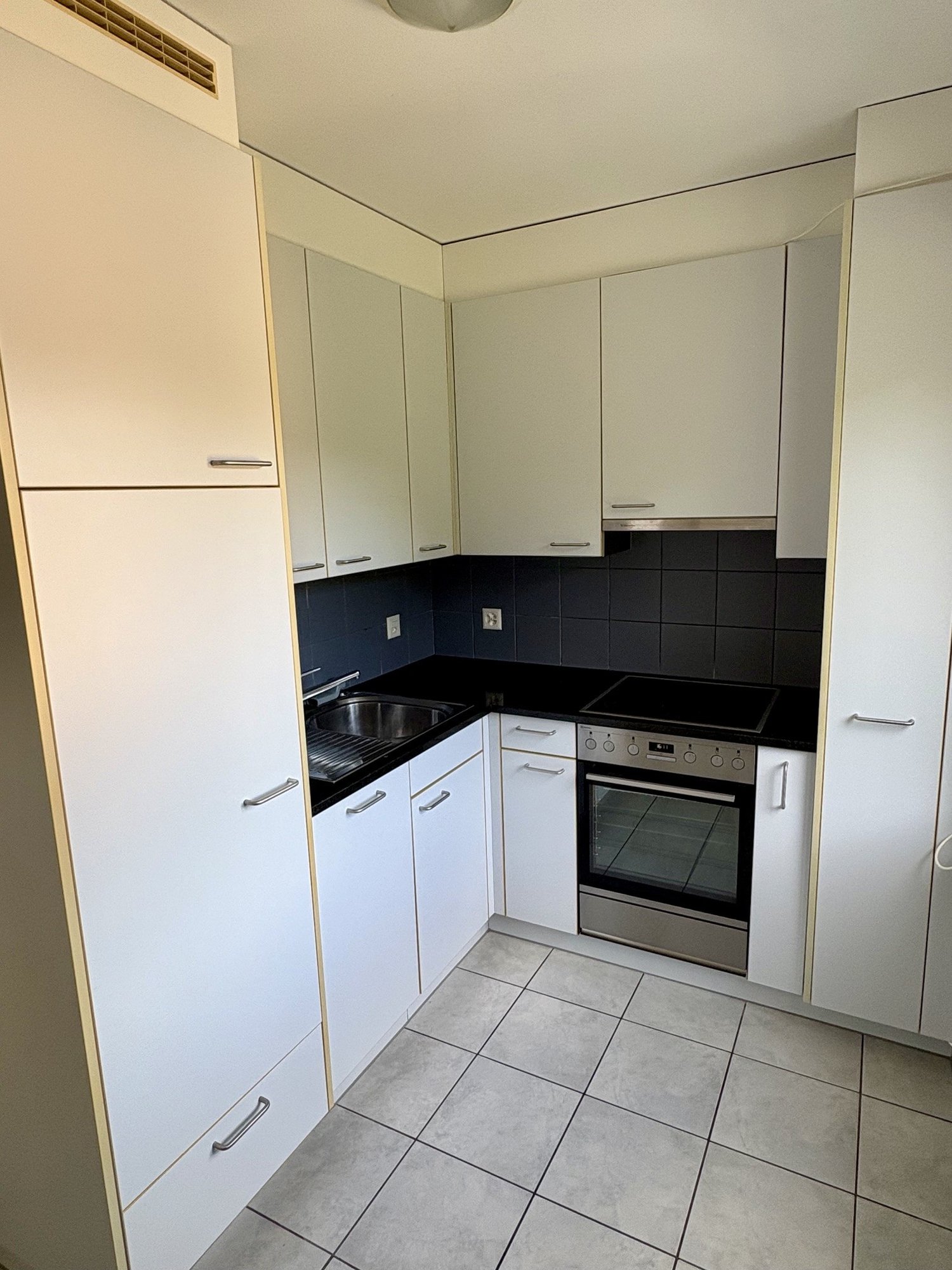 2 rooms apartment, Foto 2 von 8