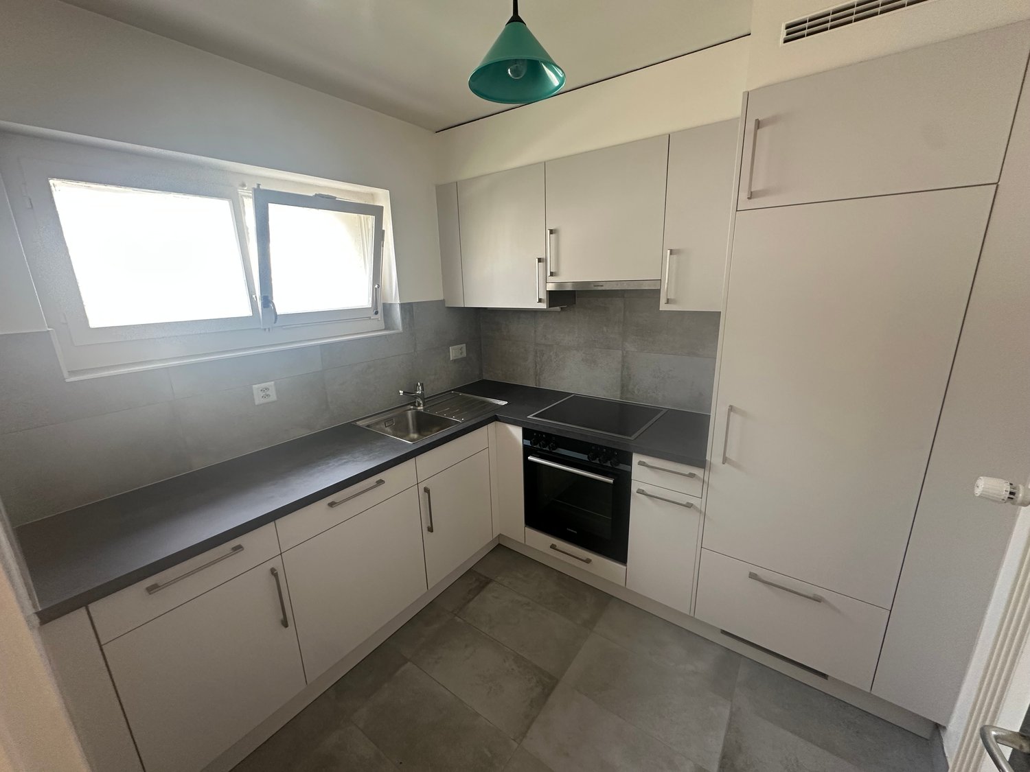 3-Zimmer-Wohnung, Foto 1 von 6