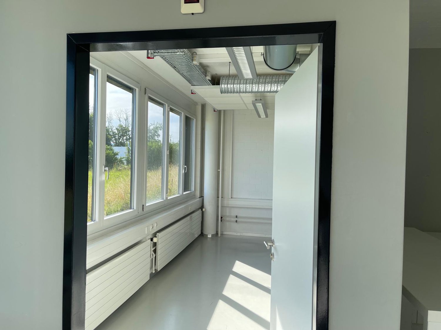 32m² office