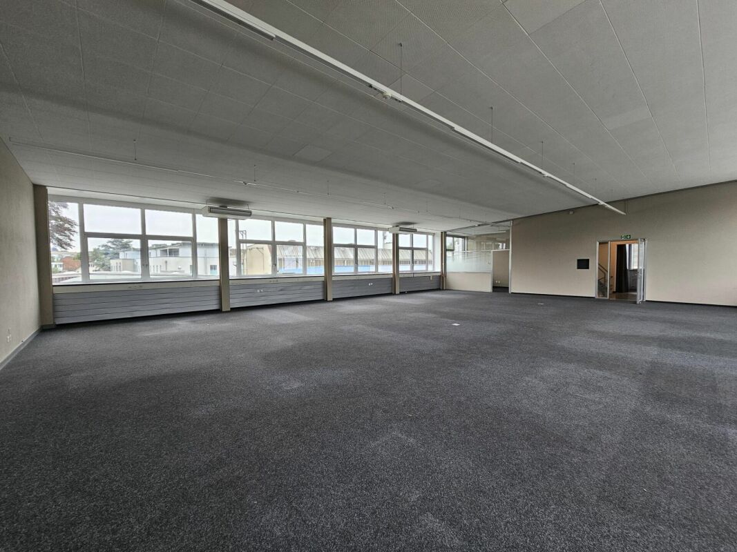 ufficio di 330m²