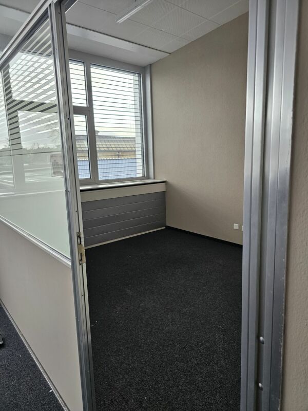 ufficio di 330m²
