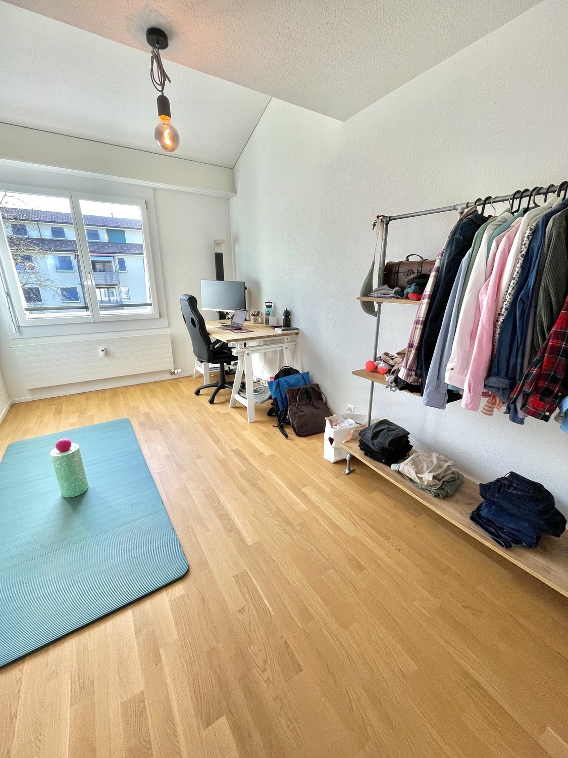 Chambre dans un appartement partagé