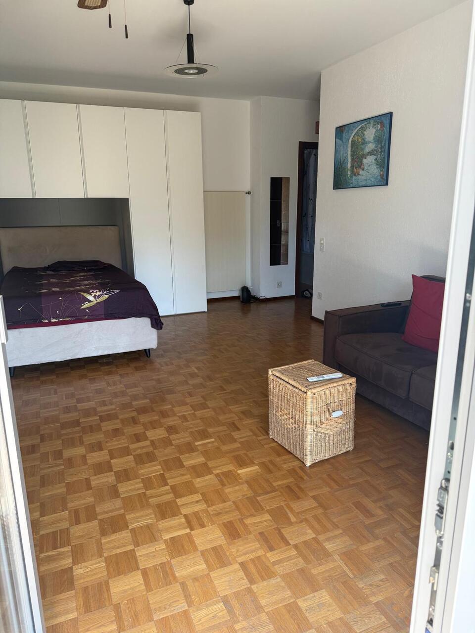 Appartement d'une pièce meublé, photo 3 sur 8