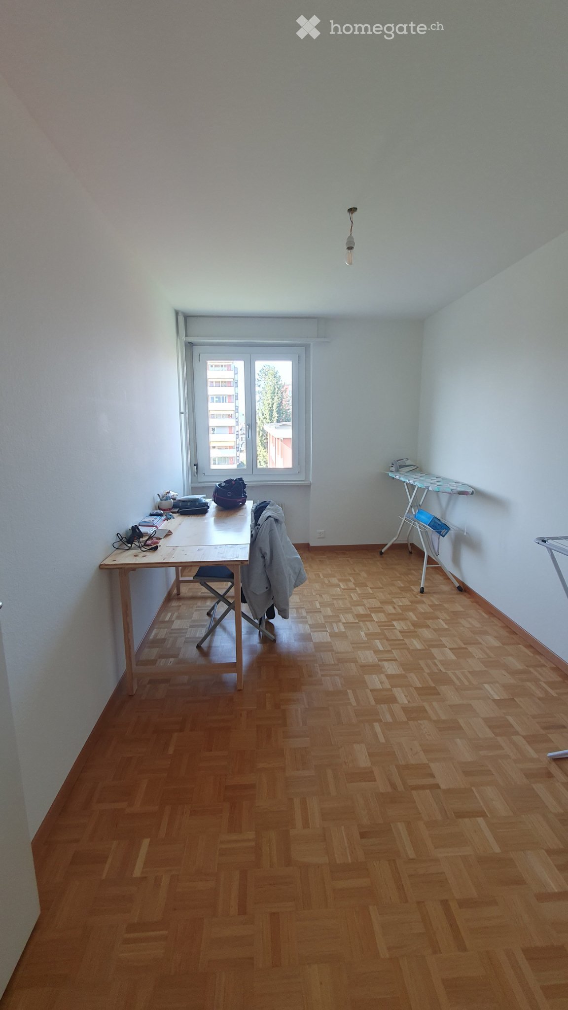1 room single room, Foto 2 von 5