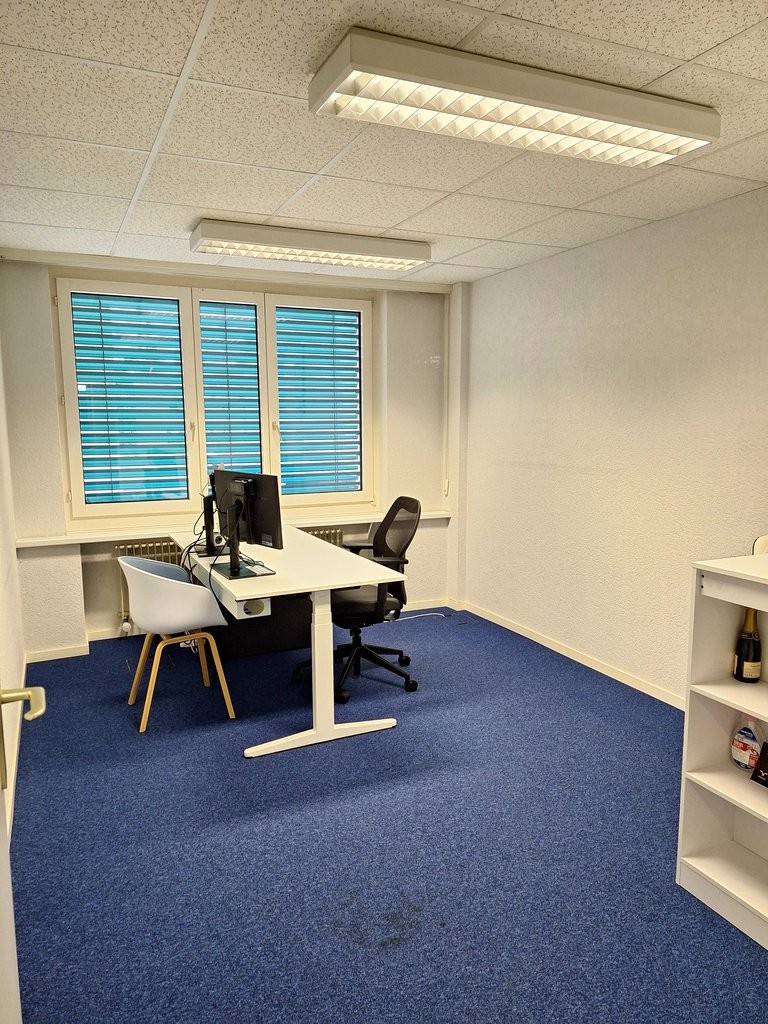 205m² office