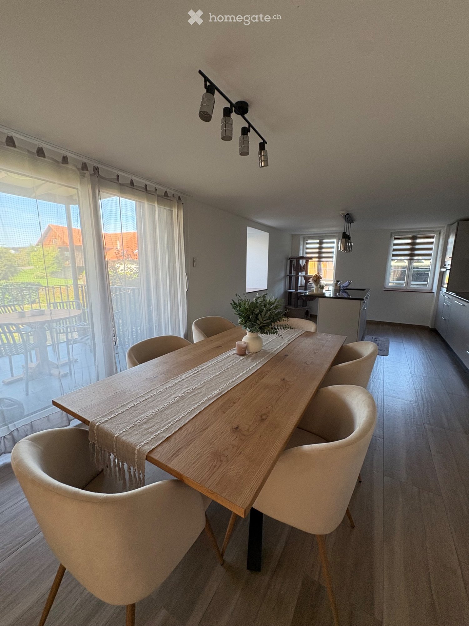 4 Zimmer Wohnung, Foto 2 von 5