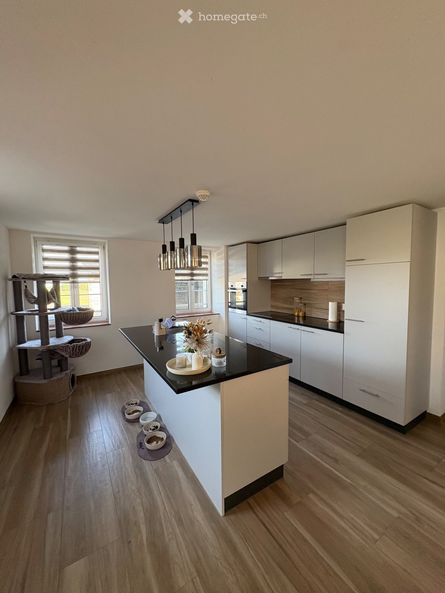 4 Zimmer Wohnung, Foto 1 von 5