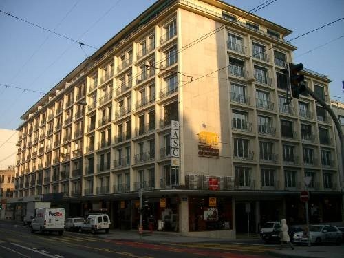 114m² office