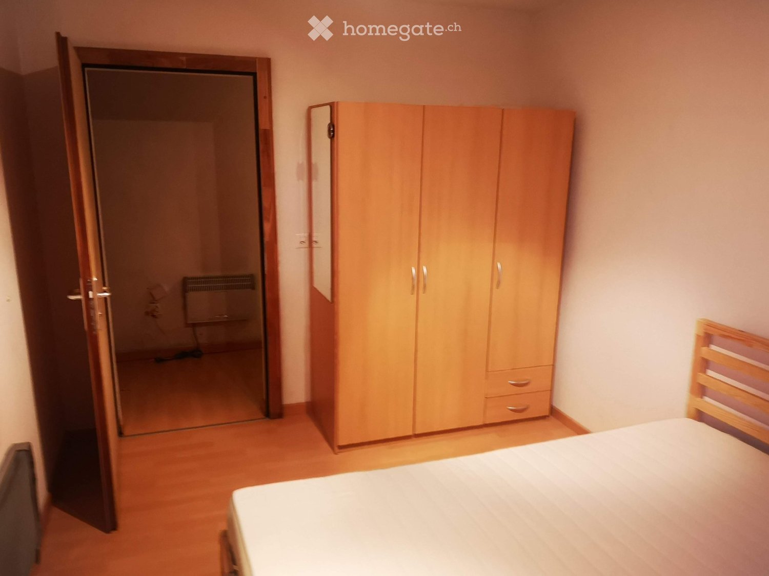 1 room single room, Foto 2 von 5