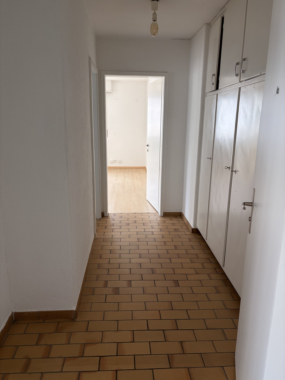 2 rooms apartment, Foto 2 von 9