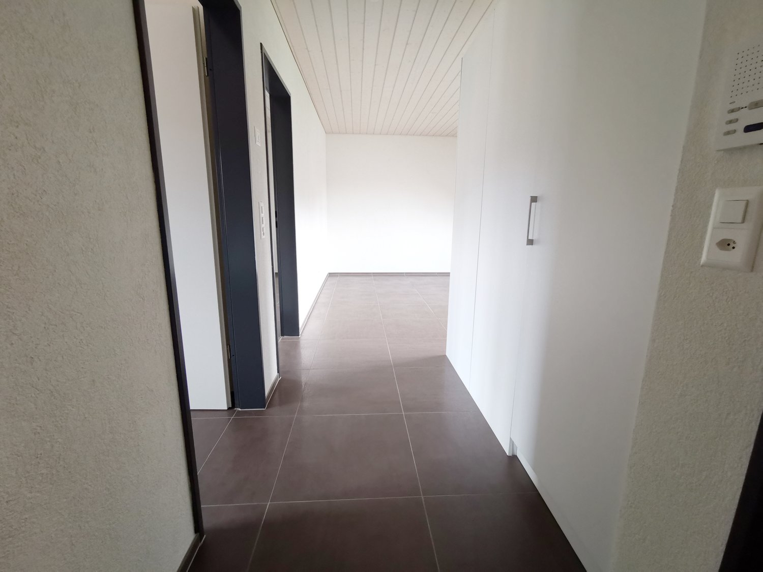 3 ½ rooms roof flat, Foto 7 von 8