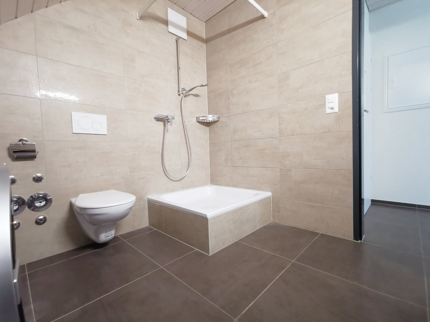 3 ½ rooms roof flat, Foto 5 von 8