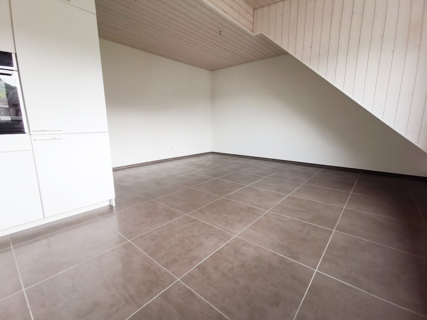 3 ½ rooms roof flat, Foto 2 von 8