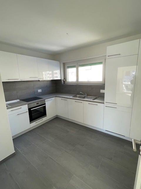 4-Zimmer-Wohnung, Foto 1 von 8