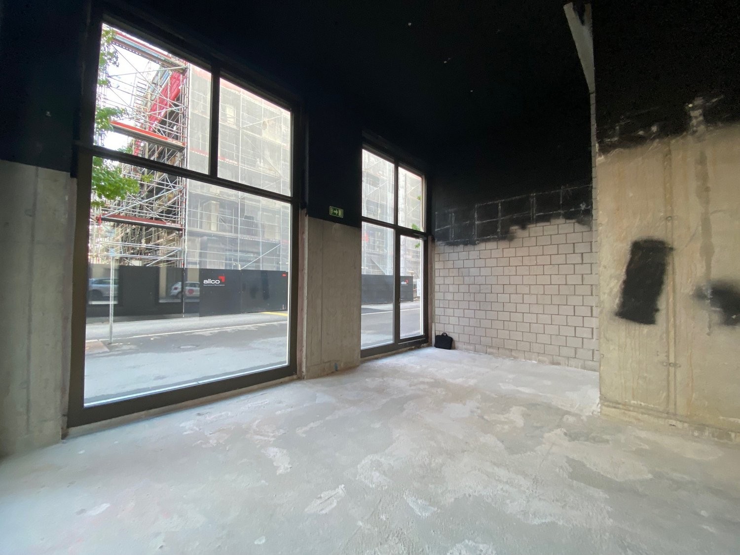 119m² shop