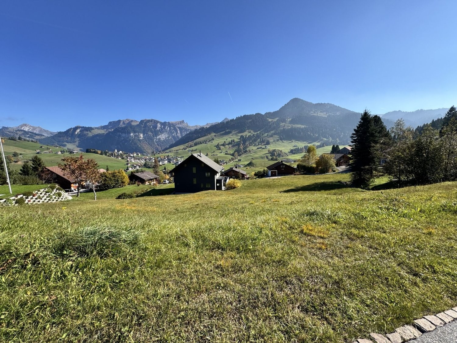 643m² building land, Foto 2 von 2