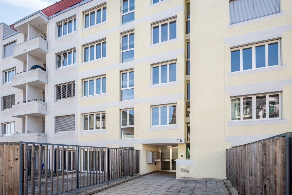 1 room apartment, Foto 2 von 7