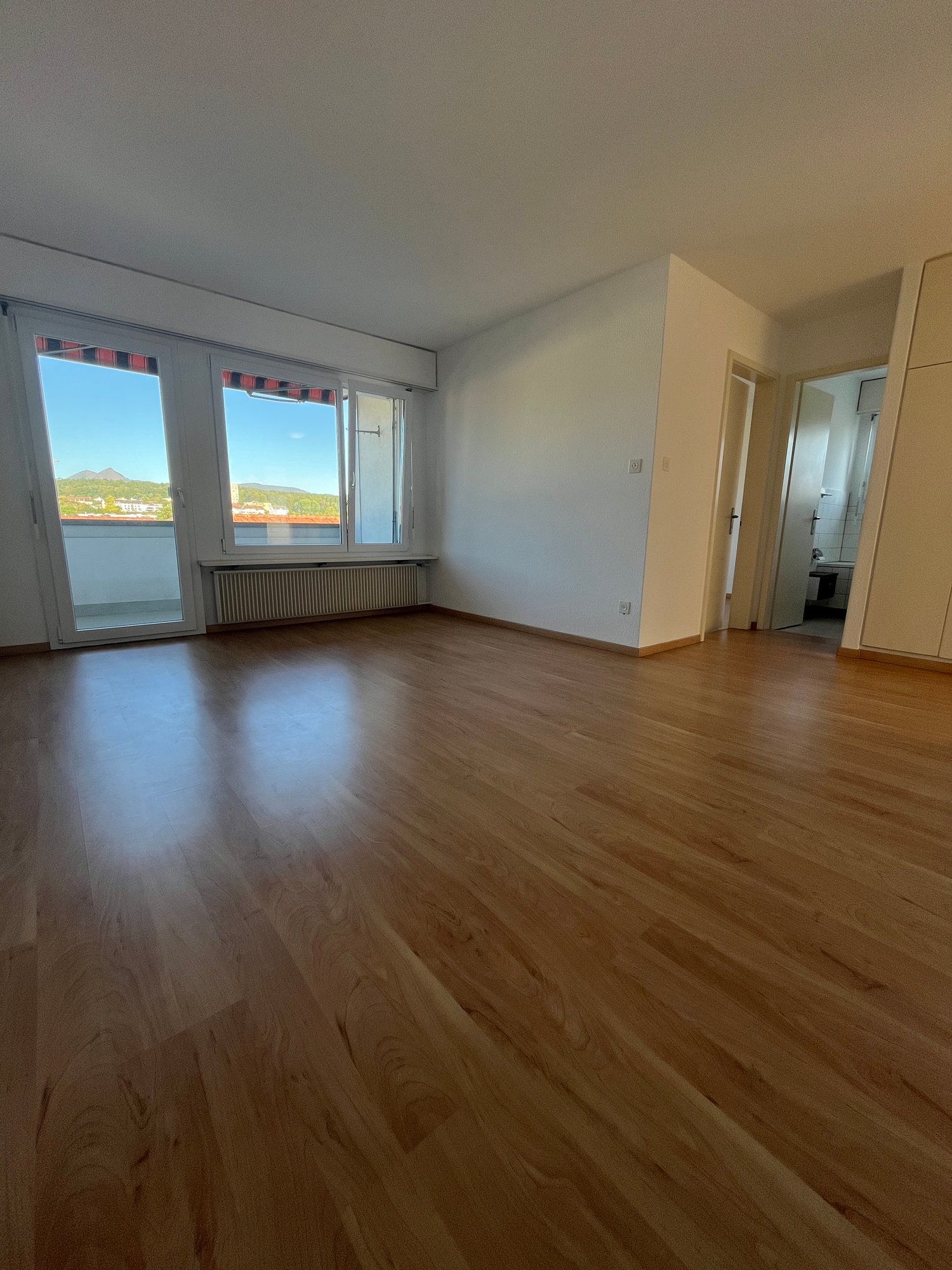 3 rooms apartment, Foto 1 von 7