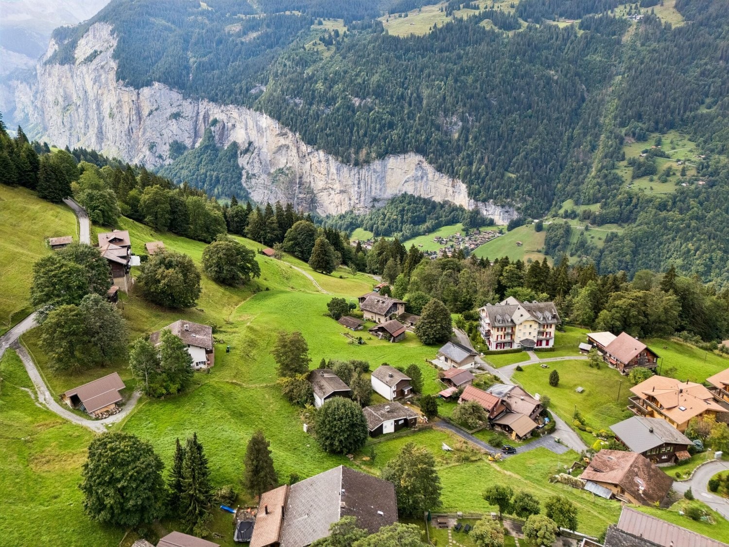 910m² de terrain à bâtir