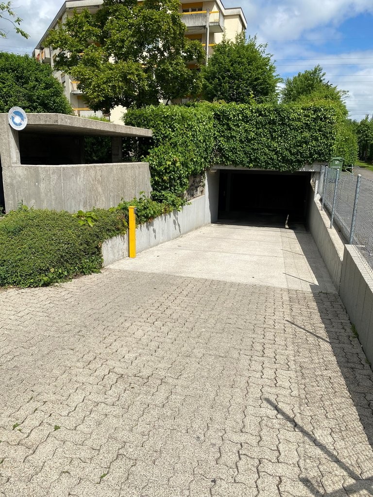 Underground slot, Foto 1 von 2