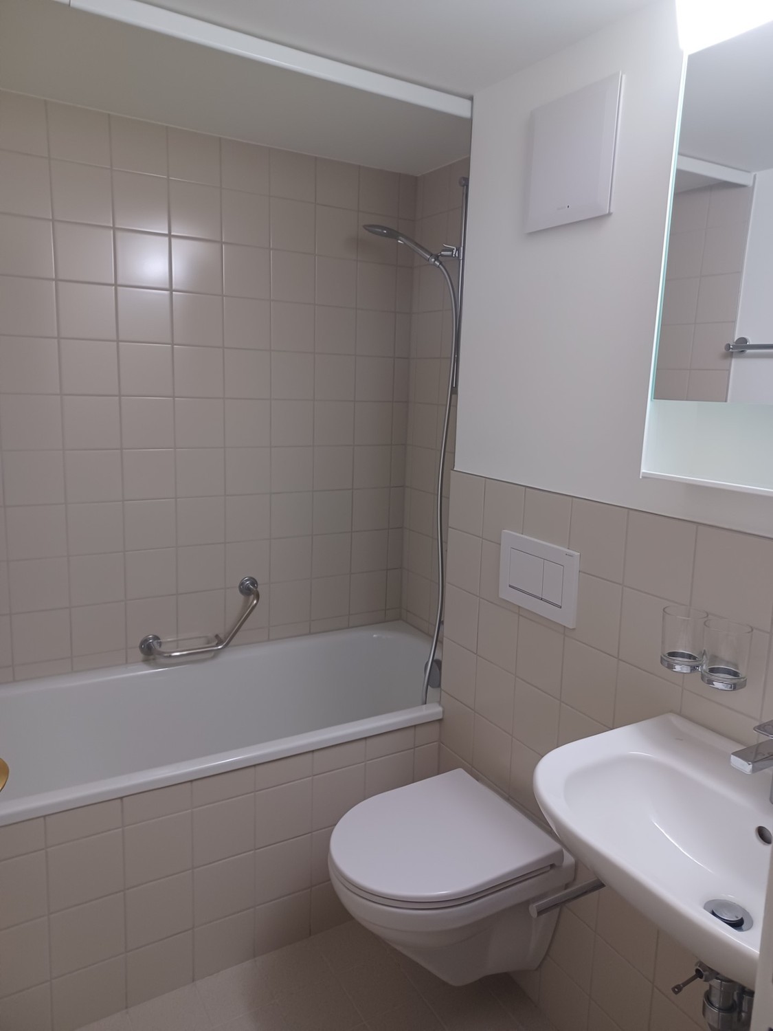 1 room apartment, Foto 3 von 5