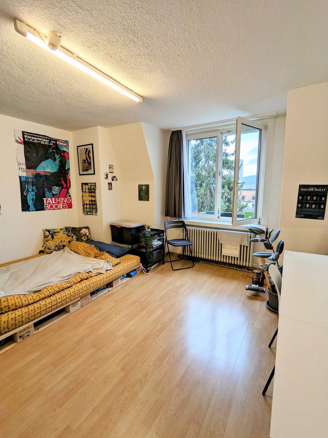 1 room apartment, Foto 1 von 4