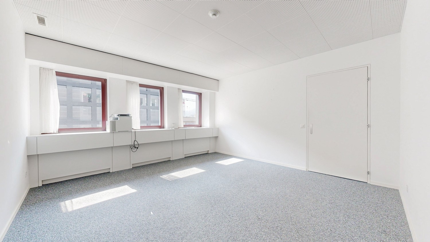 250m² de bureaux