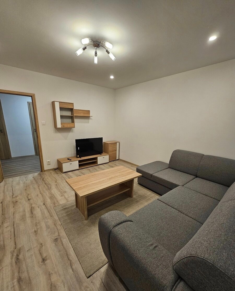 3 rooms apartment