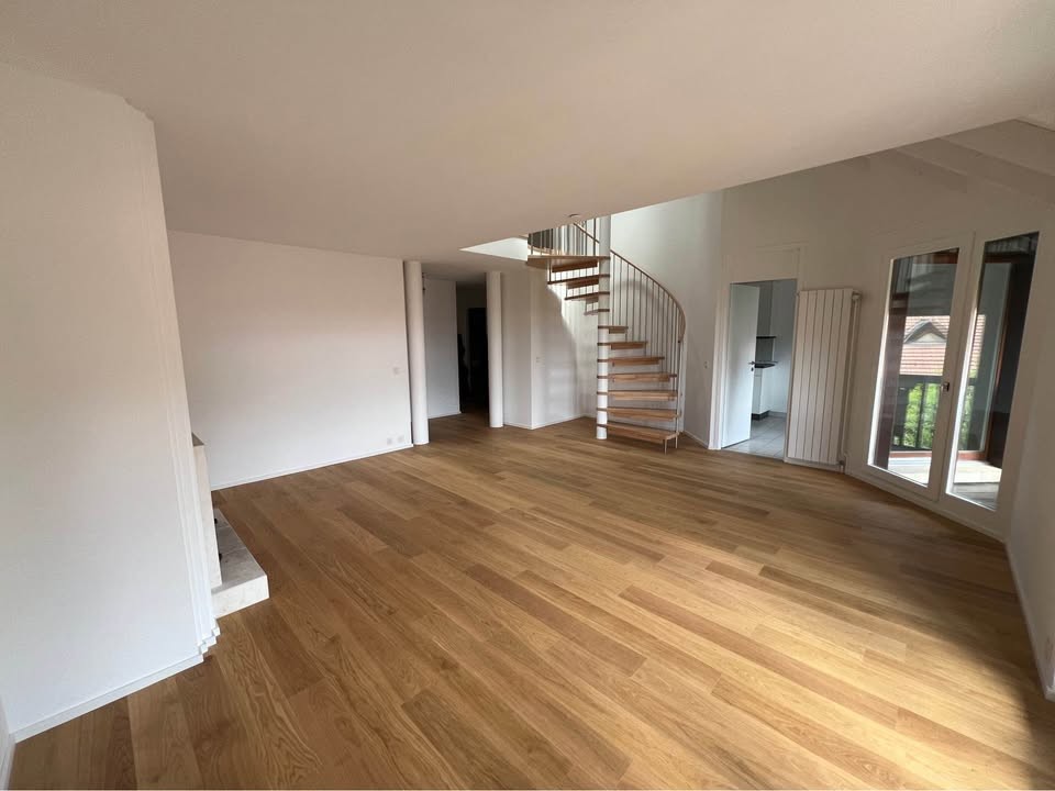 Appartamento di 6 locali, foto 1 di 8